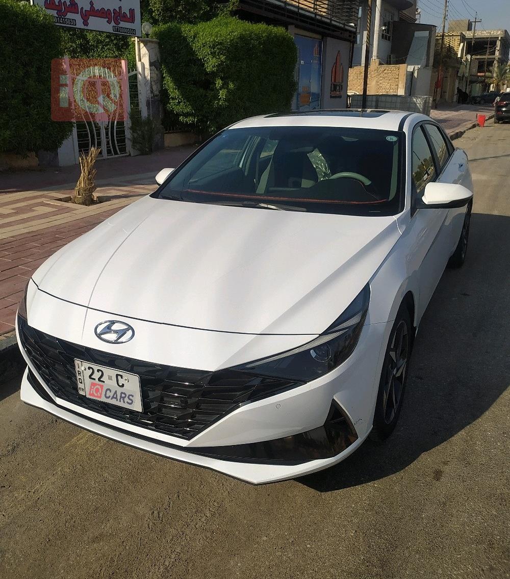 هیوندای ئەلەنترا